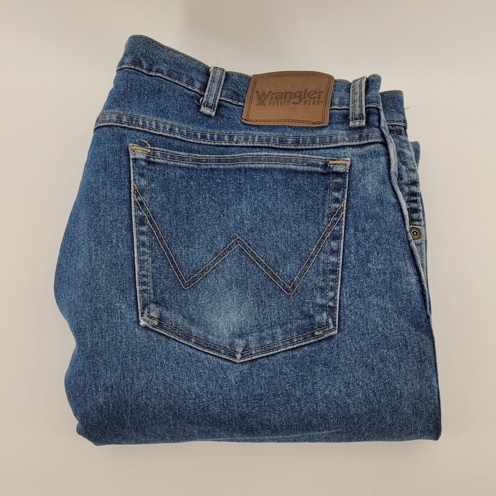 Wrangler Mens Jeans 40x34 Bootcut Blue Denim Cotton Spandex Rugged Wear - Picture 1 of 6